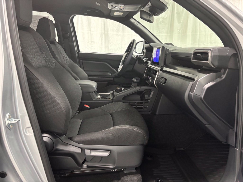 Used 2026 Toyota 4Runner SR5 AWD/4WD image 59