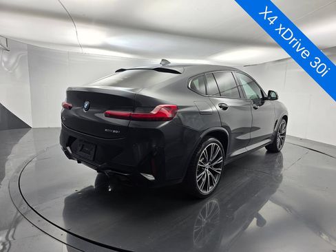 Used 2024 BMW X4 xDrive30i w/ M Sport Package AWD/4WD image 4