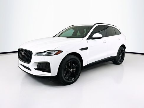 Used 2023 Jaguar F-PACE S image 3