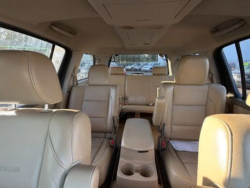 Used 2015 Nissan Armada Platinum w/ 2nd Row Captain Seat Package AWD/4WD image 9