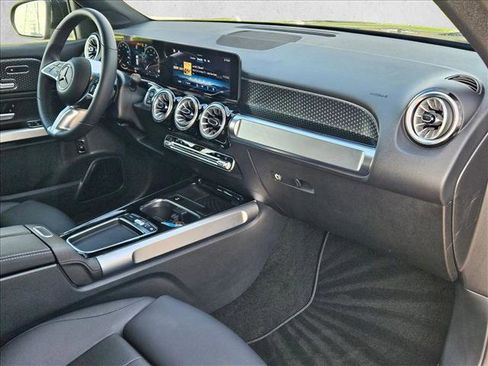 Certified 2026 Mercedes-Benz GLB 250 image 21