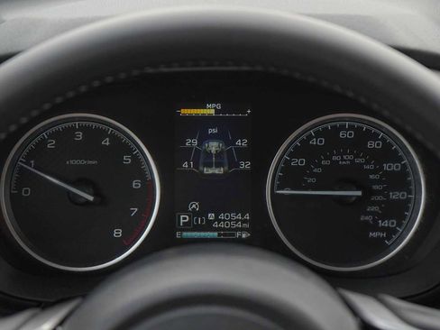 Used 2020 Subaru Forester Premium image 21