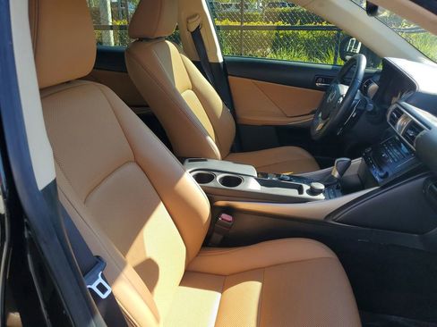 Used 2014 Lexus IS 250 image 21