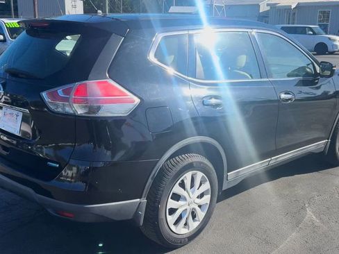 Used 2014 Nissan Rogue S image 8