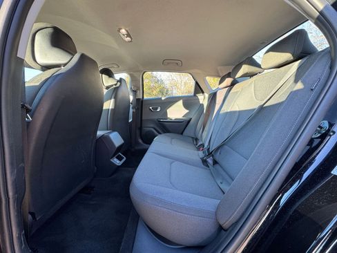 Used 2025 Kia K4 LXS image 22