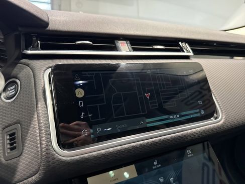Used 2021 Land Rover Range Rover Velar S image 19