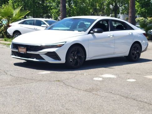 New 2026 Hyundai Elantra Sport FWD image 2