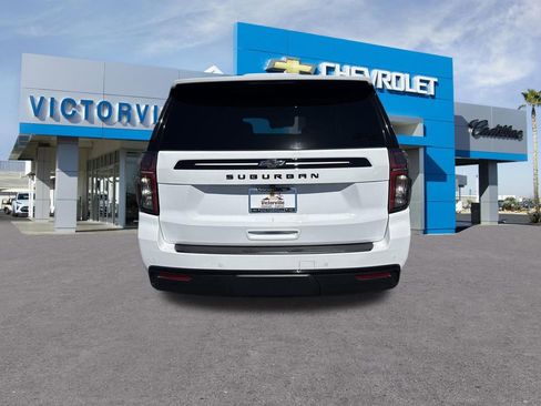 Certified 2024 Chevrolet Suburban Z71 w/ Luxury Package AWD/4WD image 14
