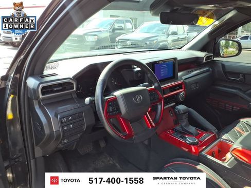 Used 2025 Toyota Tacoma SR5 AWD/4WD image 14