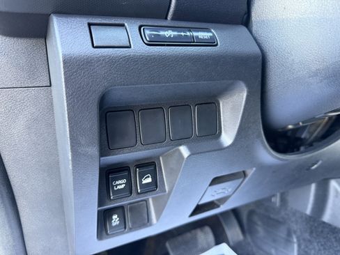 Certified 2024 Nissan Frontier SV image 10