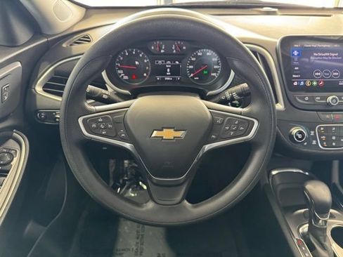 Used 2023 Chevrolet Malibu LT w/ LT True North Edition FWD image 19