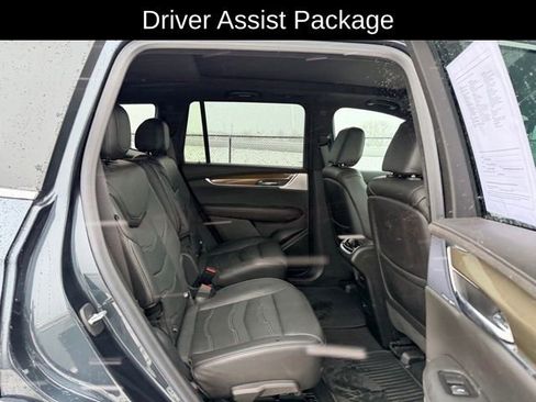 Used 2020 Cadillac XT6 Premium Luxury w/ Platinum Package image 10