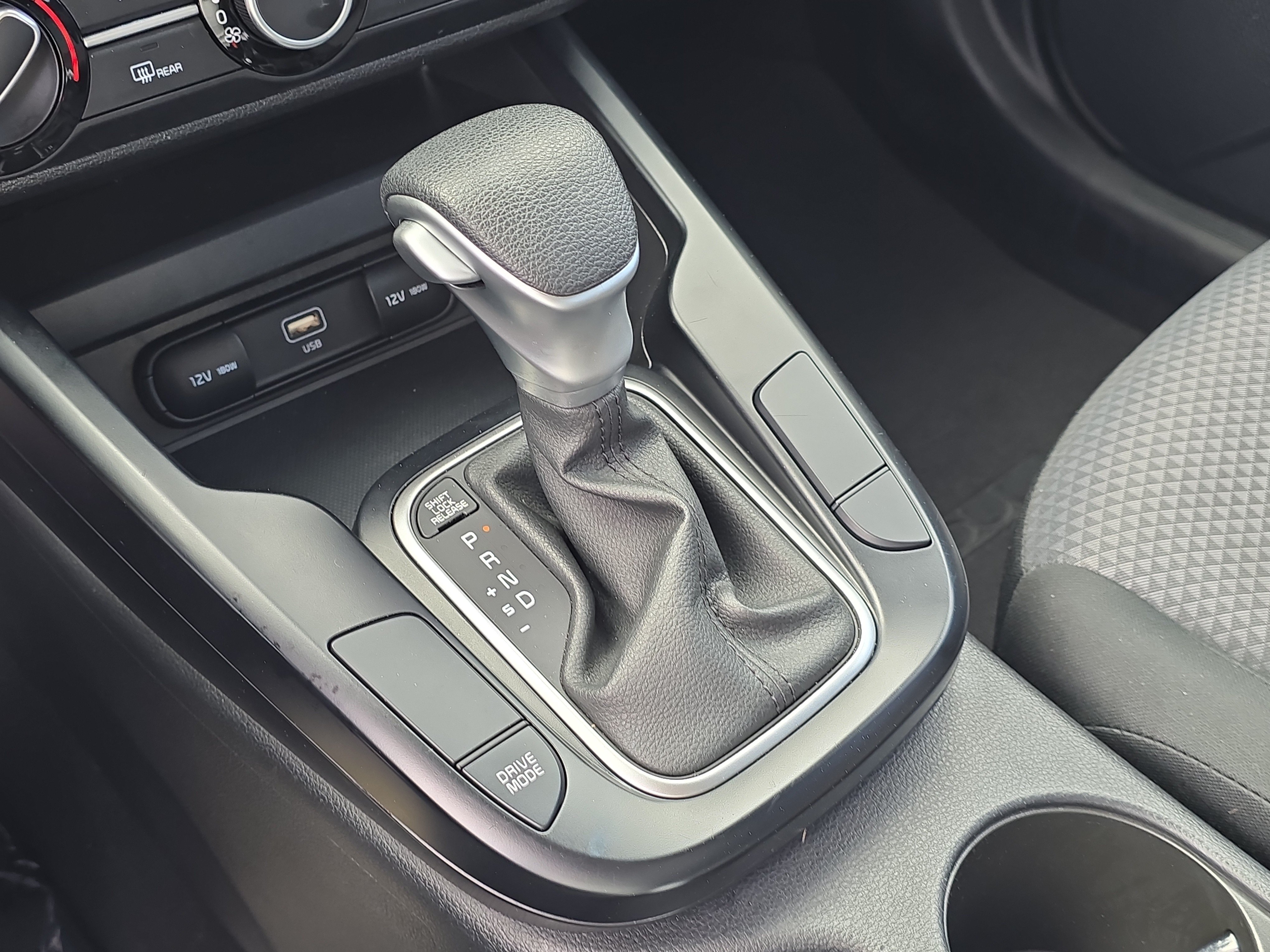 Certified 2025 Kia Soul LX w/ LX Technology Package FWD image 26