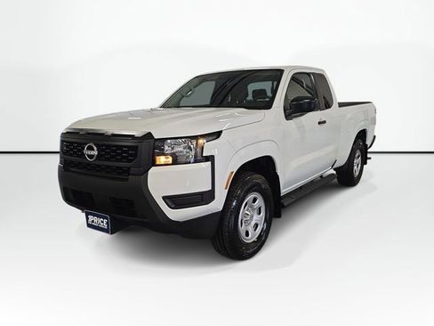 Used 2025 Nissan Frontier S w/ S Utility Package image 1