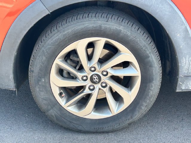 Used 2016 Hyundai Tucson SE w/ Option Group 02 AWD/4WD image 12