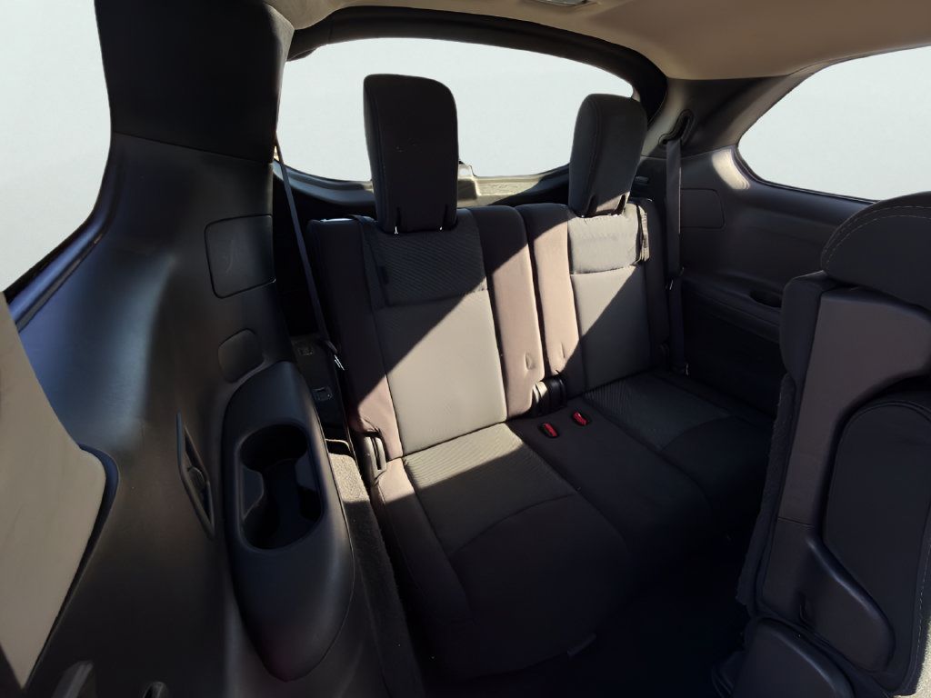 Used 2019 Nissan Pathfinder S FWD image 27