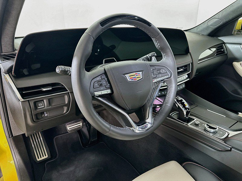 Used 2026 Cadillac CT5 V w/ Technology Package AWD/4WD image 11