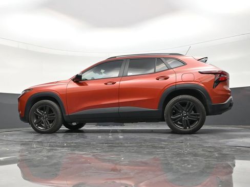 Used 2024 Chevrolet Trax ACTIV w/ Driver Confidence Package FWD image 21