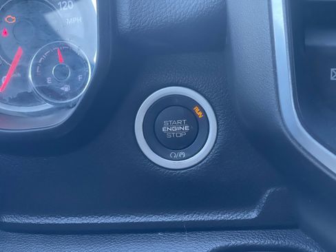 Used 2019 RAM 1500 Big Horn image 23