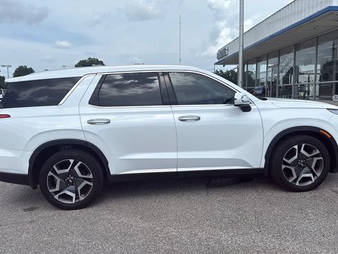 Used 2023 Hyundai Palisade SEL w/ Premium Package AWD/4WD image 6