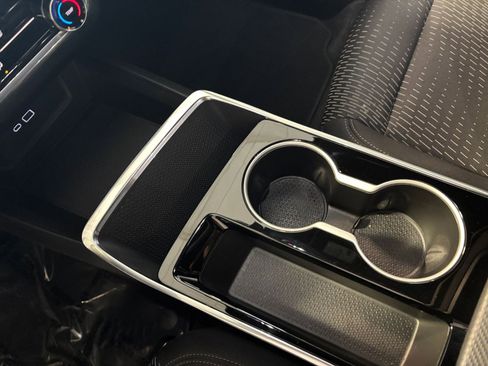 Used 2025 Chevrolet Equinox LT image 45