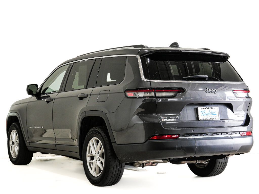 Used 2022 Jeep Grand Cherokee L Laredo w/ Luxury Tech Group I AWD/4WD image 9