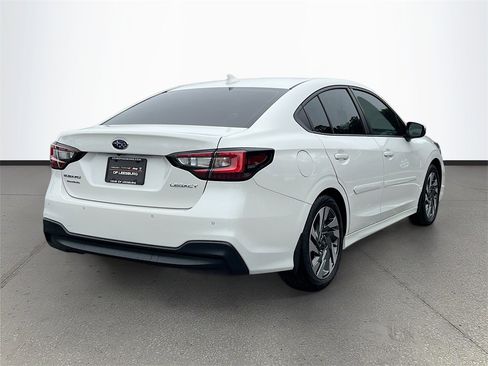 Used 2024 Subaru Legacy Limited image 7