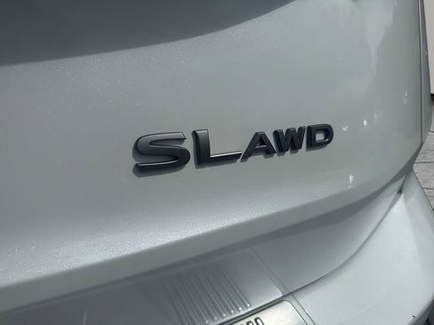 Used 2025 Nissan Rogue SL w/ Tech Package AWD/4WD image 34