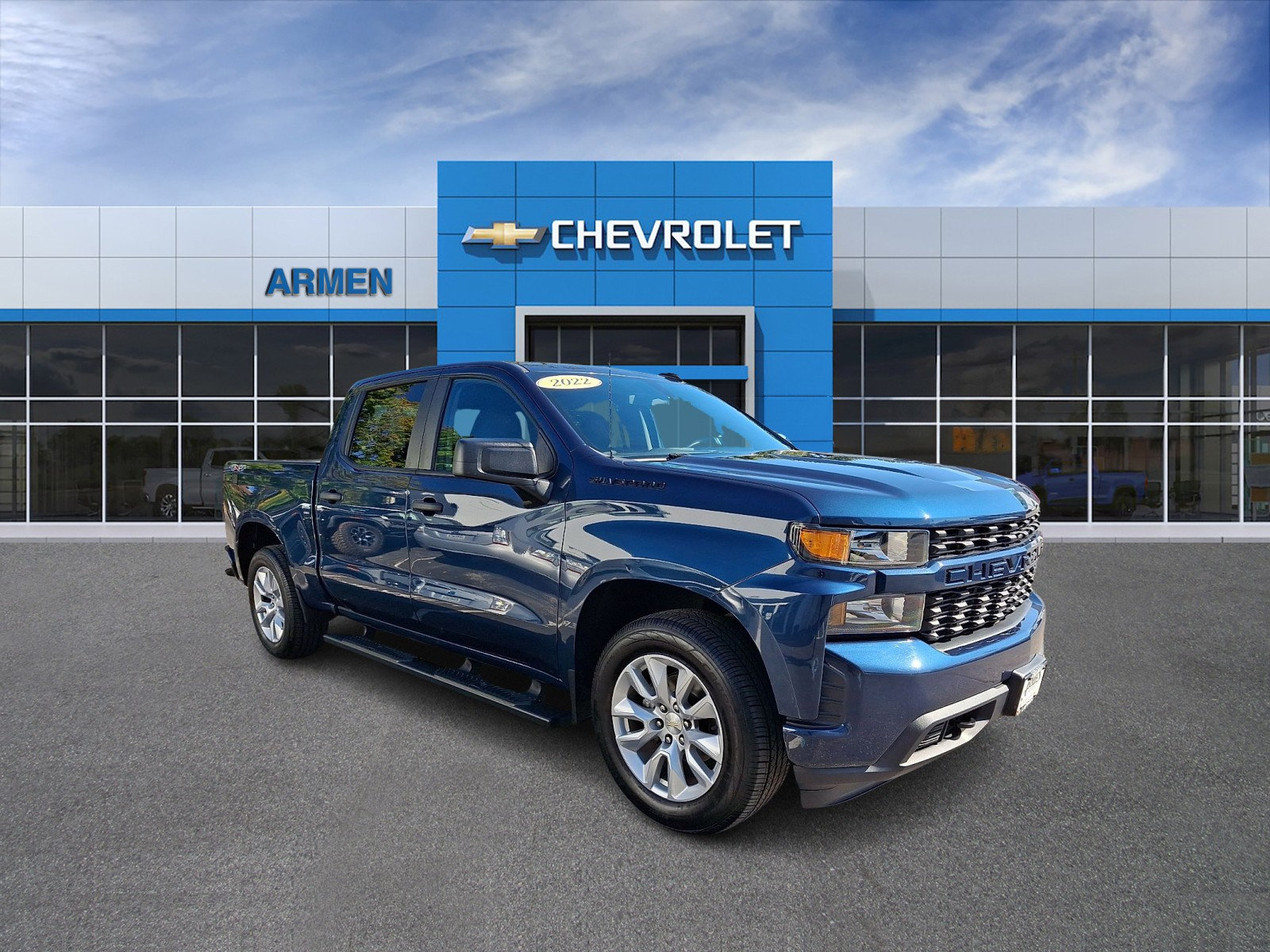 Certified 2022 Chevrolet Silverado 1500 Custom w/ LPO, Dark Essentials Package AWD/4WD image 4
