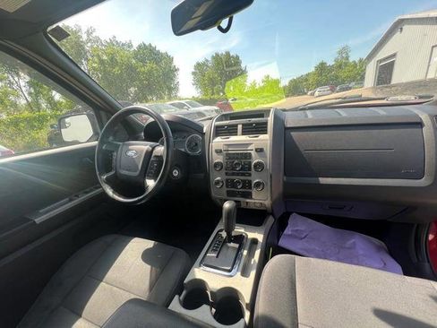 Used 2011 Ford Escape XLT w/ 201A Rapid Spec Order Code AWD/4WD image 26