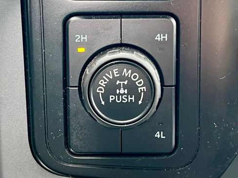 Used 2024 Ford F150 XLT w/ Mobile Office Package image 31