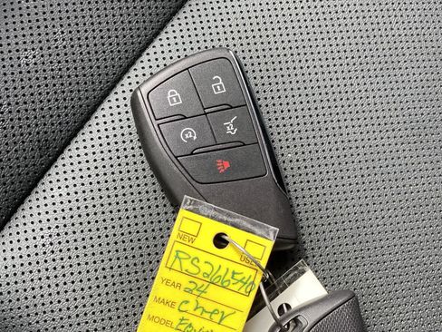 Used 2024 Chevrolet Equinox EV LT AWD/4WD image 26
