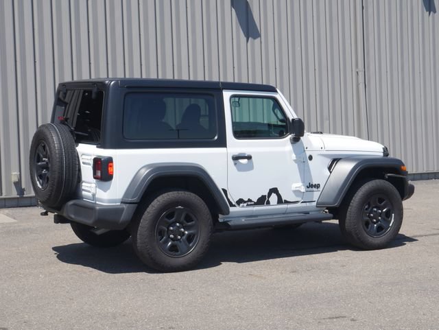 Used 2025 Jeep Wrangler Sport AWD/4WD image 9