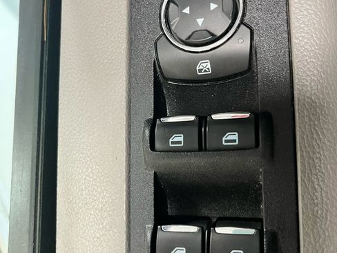 Certified 2019 Ford F250 XLT w/ XLT Value Package AWD/4WD image 23