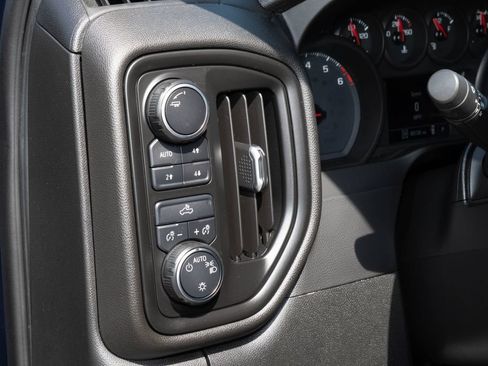 Used 2020 Chevrolet Silverado 1500 Custom Trail Boss w/ Custom Convenience Package AWD/4WD image 24