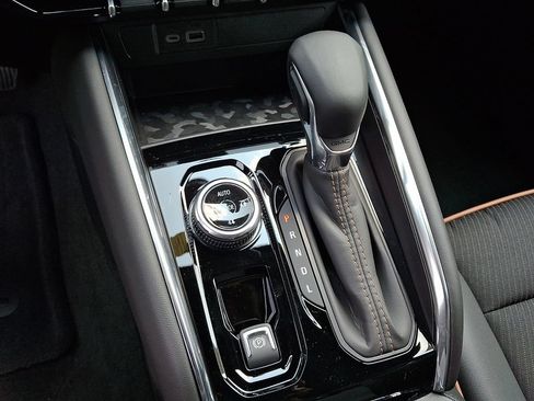 New 2026 GMC Canyon AT4 AWD/4WD image 10