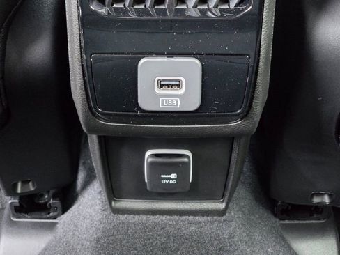 New 2026 Jeep Compass Limited w/ Sun, Sound & Navigation Group image 16