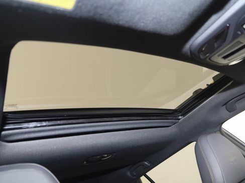 Used 2022 Subaru Outback Wilderness image 11