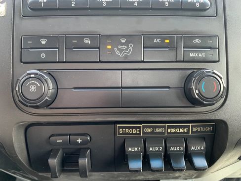 Used 2012 Ford F550 2WD Regular Cab Super Duty w/ Payload Upgrade Pkg image 16
