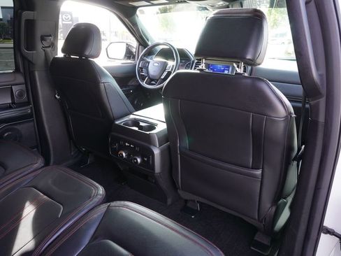 Used 2021 Ford Expedition Max Limited image 11