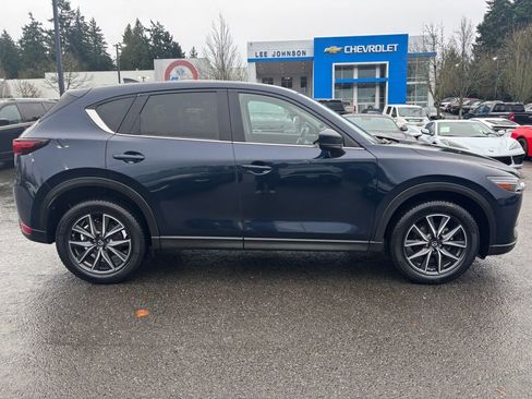 Used 2017 MAZDA CX-5 Grand Touring w/ Premium Package image 4