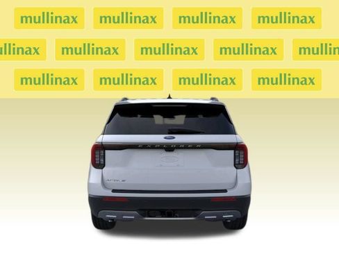 New 2026 Ford Explorer Active w/ Active Comfort Package RWD image 40