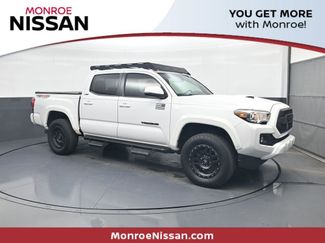 Used 2018 Toyota Tacoma TRD Sport video 1
