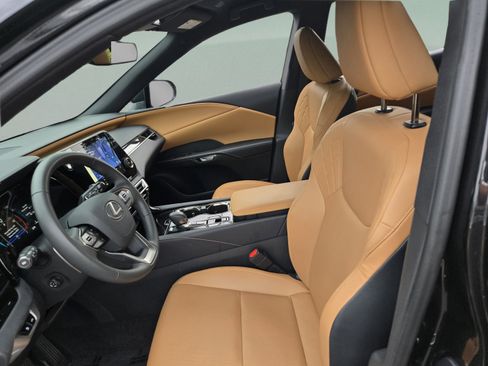 Certified 2025 Lexus RX 350 FWD w/ Technology Package image 15