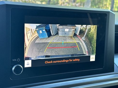 Certified 2025 Toyota Tacoma SR5 image 27