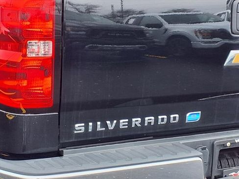 Used 2018 Chevrolet Silverado 1500 LT w/ LT Eassist Package image 22