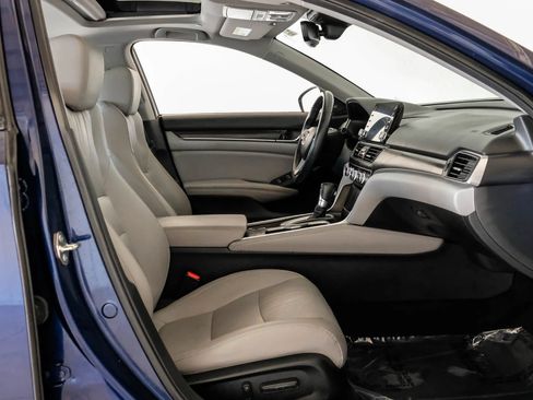 Used 2018 Honda Accord EX-L image 39
