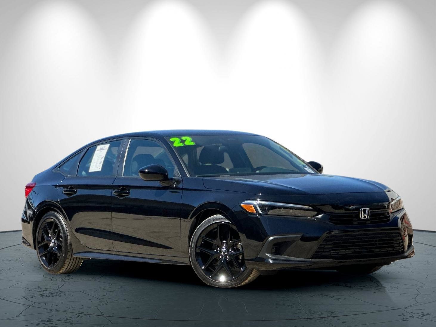 Used 2022 Honda Civic Sport image 2