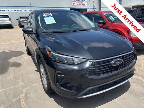 Used 2025 Ford Escape Active AWD/4WD image 7