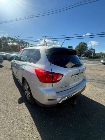 Used 2018 Nissan Pathfinder FWD image 7